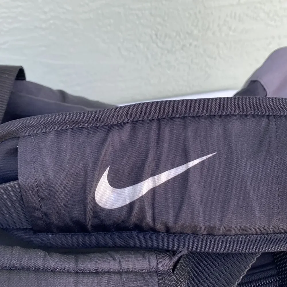 Nike Seal Legacy Duffle Bag